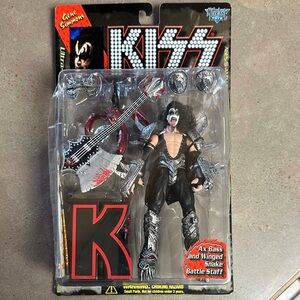 1997 KISS Gene Simmons Ultra Action Figure With Ax Bass And Snake Battle Staff 🆕